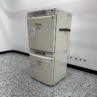 Thermo Forma Direct Heat Double Stack CO2 Incubator image 1